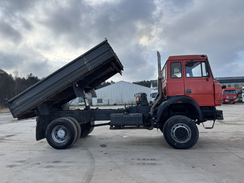Iveco Magirus 180-23 (GRAND PONT / 4X4 / LAMES / POMPE MANUELLE) - Tipper: picture 4 Iveco Magirus 180-23 (GRAND PONT / 4X4 / LAMES / POMPE MANUELLE) - Tipper: picture 4