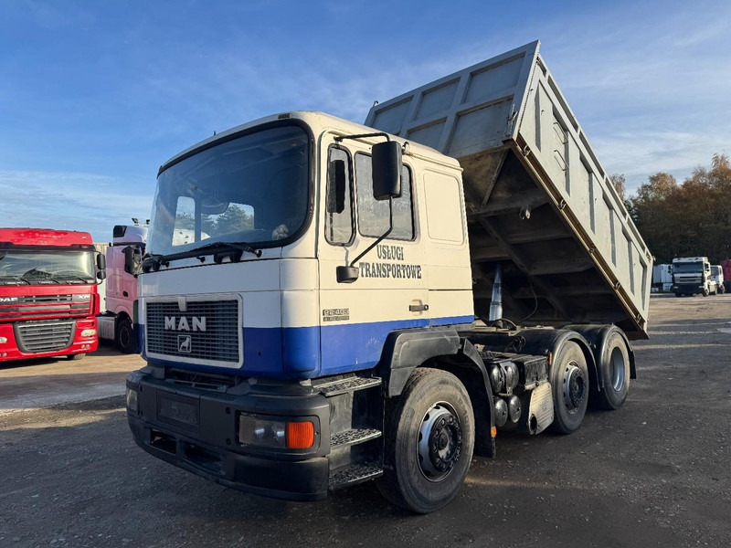 MAN 22.403 (MANUAL GEARBOX / 6 CYLINDER / 8 TIRES / 6X2) - Tipper: picture 1 MAN 22.403 (MANUAL GEARBOX / 6 CYLINDER / 8 TIRES / 6X2) - Tipper: picture 1