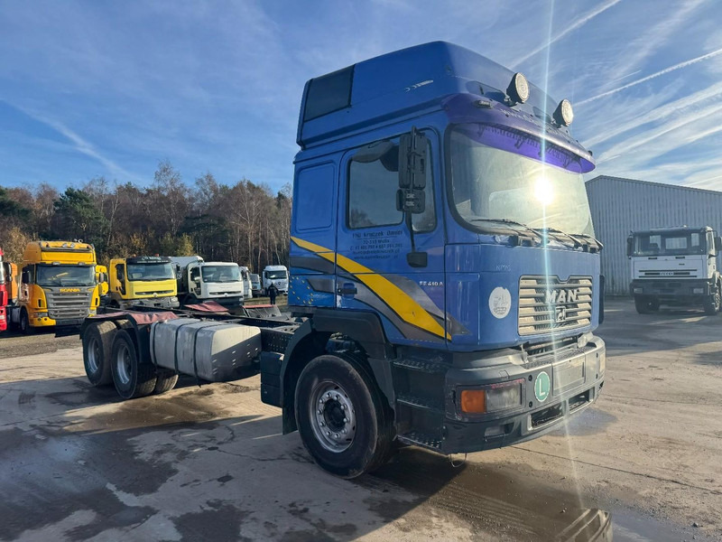 MAN 26.410 (BIG AXLE / 10 TIRES / 6X4 / 6 CYLINDER / MANUAL GEARBOX) - Cab chassis truck: picture 3 MAN 26.410 (BIG AXLE / 10 TIRES / 6X4 / 6 CYLINDER / MANUAL GEARBOX) - Cab chassis truck: picture 3