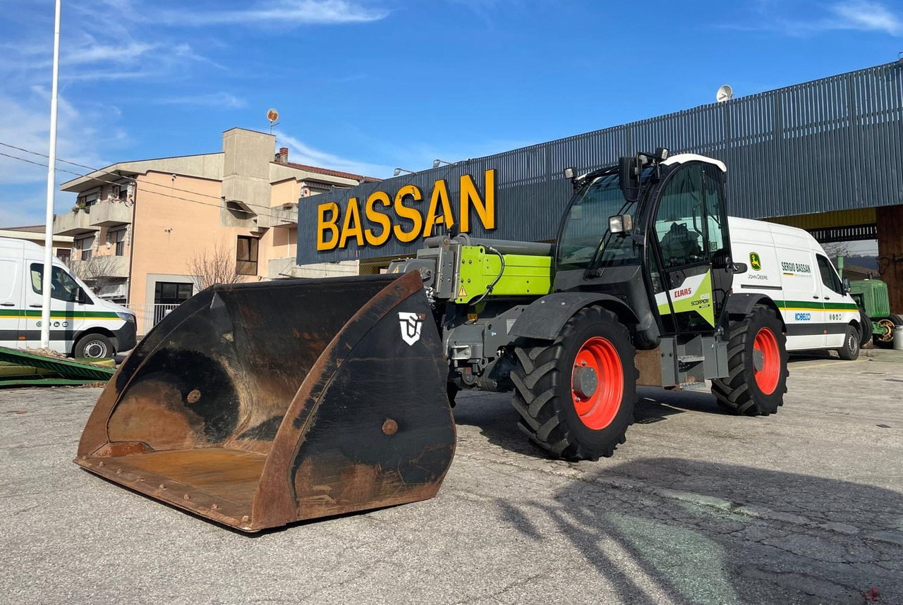 CLAAS TELESCOPICO SCORPION 10.33 - Telescopic handler: picture 1 CLAAS TELESCOPICO SCORPION 10.33 - Telescopic handler: picture 1