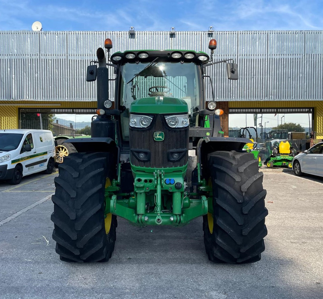 JOHN DEERE 6175 R - Farm tractor: picture 5 JOHN DEERE 6175 R - Farm tractor: picture 5