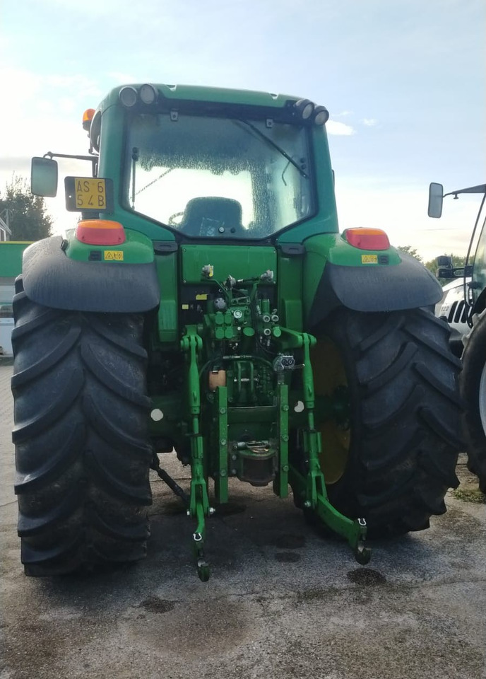 JOHN DEERE 6920 S - Farm tractor: picture 3 JOHN DEERE 6920 S - Farm tractor: picture 3