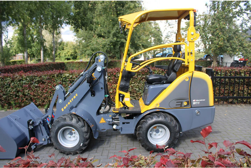 Compact track loader Eurotrac w11 M OOK W12S OP VOORRAAD: picture 6