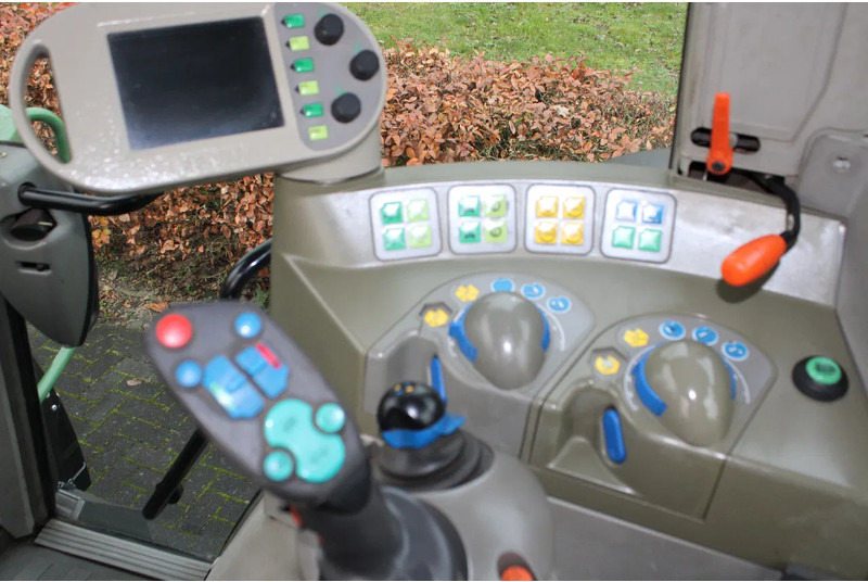 Fendt FAVORIT 716 VARIO Favorit 716 vario on lease Fendt FAVORIT 716 VARIO Favorit 716 vario: picture 13 Fendt FAVORIT 716 VARIO Favorit 716 vario on lease Fendt FAVORIT 716 VARIO Favorit 716 vario: picture 13