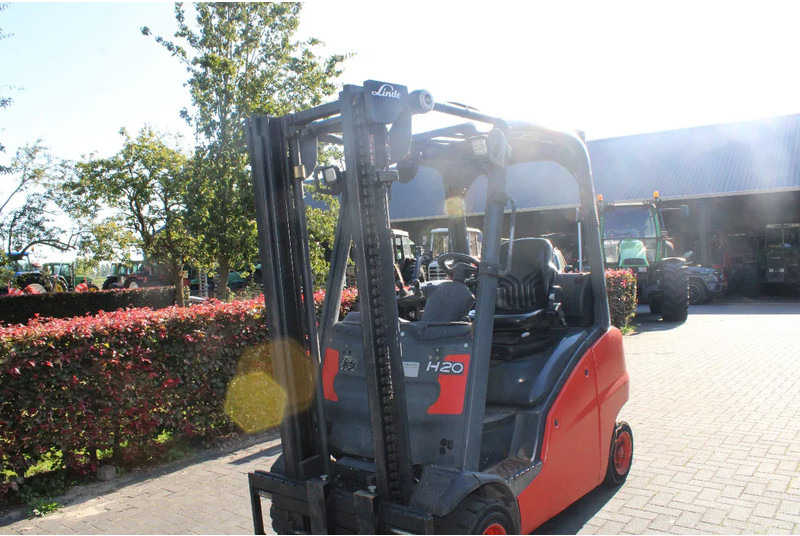 Linde H20D - Forklift: picture 5 Linde H20D - Forklift: picture 5