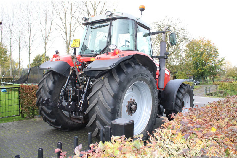 Massey Ferguson MF 6490 Dyna 6 fronthef en pto - Farm tractor: picture 3 Massey Ferguson MF 6490 Dyna 6 fronthef en pto - Farm tractor: picture 3