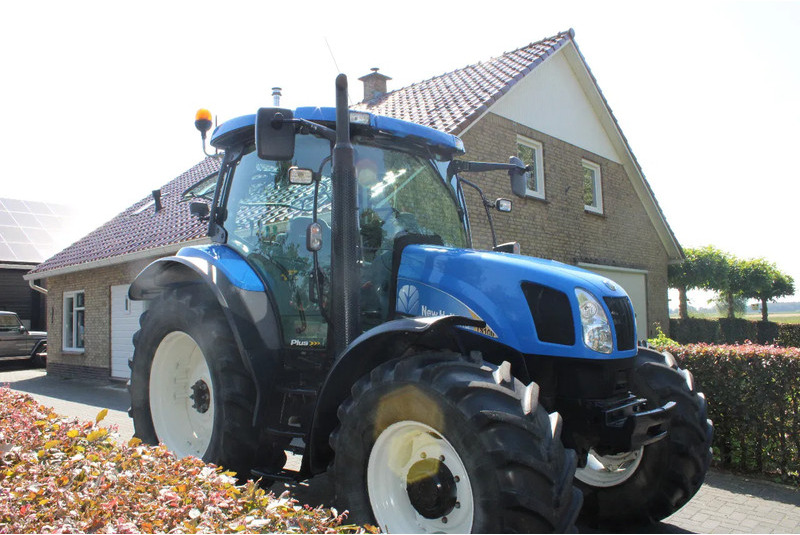 New Holland TS100A TS 100a - Farm tractor: picture 1 New Holland TS100A TS 100a - Farm tractor: picture 1