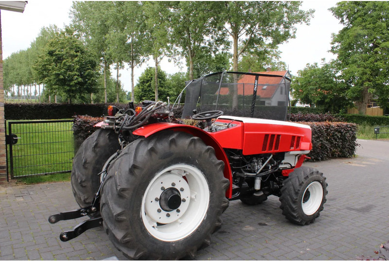 Steyr 8075 AS - Farm tractor: picture 4 Steyr 8075 AS - Farm tractor: picture 4