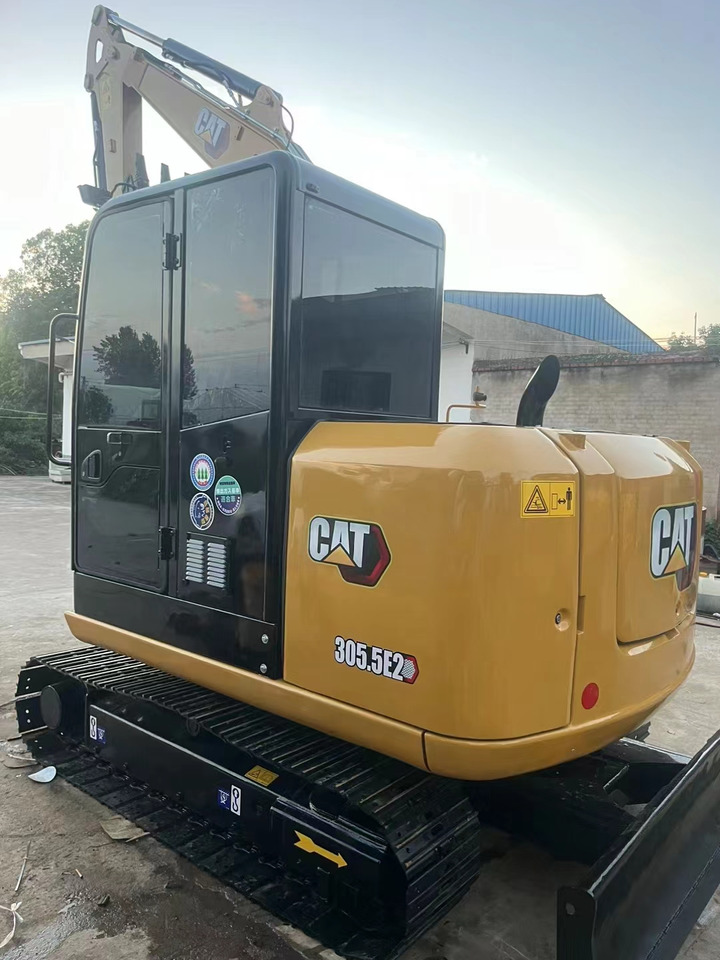 CATERPILLAR 305.5e - Excavator: picture 2 CATERPILLAR 305.5e - Excavator: picture 2