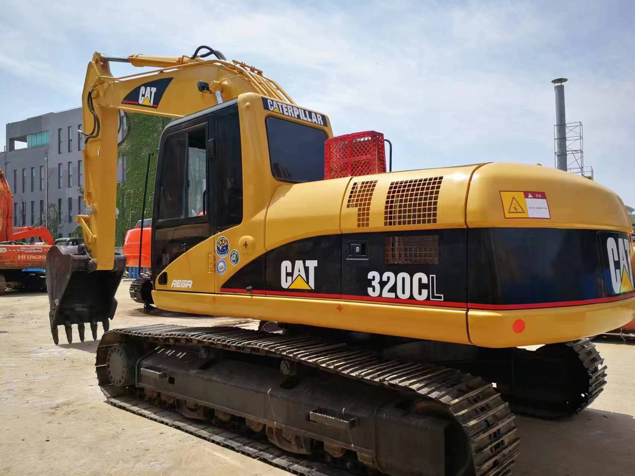 CATERPILLAR 320C - Crawler excavator: picture 1 CATERPILLAR 320C - Crawler excavator: picture 1