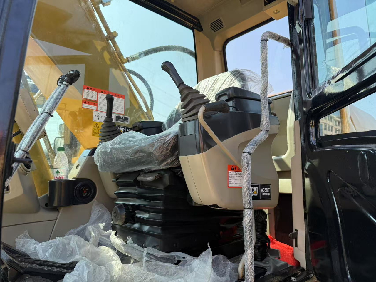 CATERPILLAR 320c - Crawler excavator: picture 4 CATERPILLAR 320c - Crawler excavator: picture 4