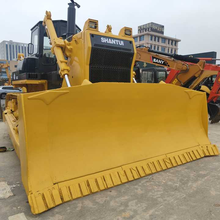 China Famous Brand Shantui Used Sahntui Sd32 Crawler Bulldozer Superior Performance Strong Power Low Price for Sale - Bulldozer: picture 3 China Famous Brand Shantui Used Sahntui Sd32 Crawler Bulldozer Superior Performance Strong Power Low Price for Sale - Bulldozer: picture 3