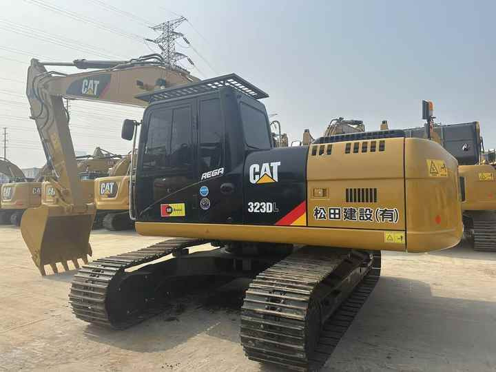 Excellent Cheap Price Used Japan Original Caterpillar Cat323d Crawler Excavators for Sale Used Cat 320 323 330 329 336 Excavator - Crawler excavator: picture 3 Excellent Cheap Price Used Japan Original Caterpillar Cat323d Crawler Excavators for Sale Used Cat 320 323 330 329 336 Excavator - Crawler excavator: picture 3