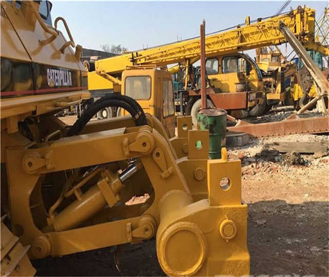 Low Price Cat D6m Original Made Dozer , Used Bulldozer Cat D6 D6m D6h D6g D6k , Original Bulldozer - Bulldozer: picture 4 Low Price Cat D6m Original Made Dozer , Used Bulldozer Cat D6 D6m D6h D6g D6k , Original Bulldozer - Bulldozer: picture 4