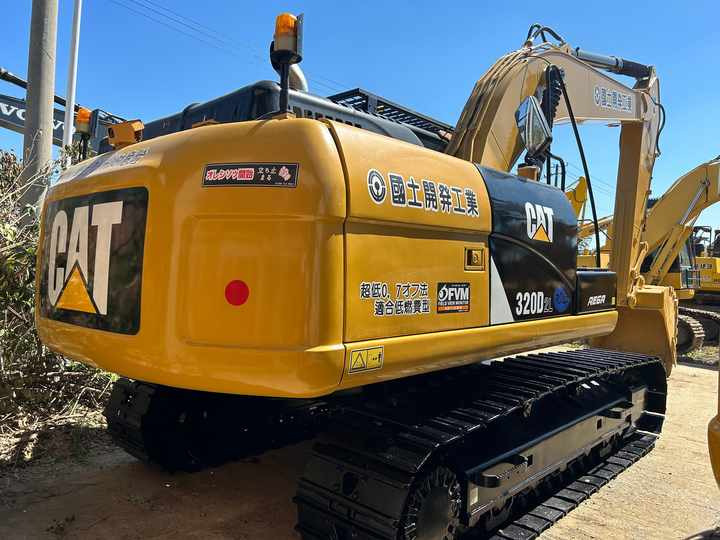Low Shipping Certified Pre-Owned Cat 320DLExcavator | Heavy-Duty Loader for Mining/ Construction - Price Negotiable! - Crawler excavator: picture 3 Low Shipping Certified Pre-Owned Cat 320DLExcavator | Heavy-Duty Loader for Mining/ Construction - Price Negotiable! - Crawler excavator: picture 3