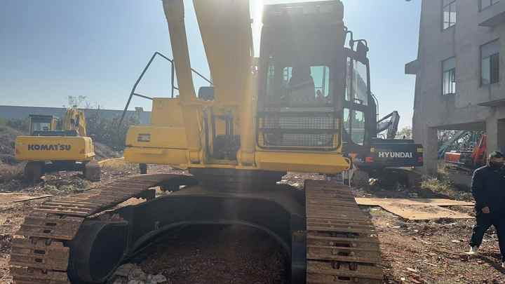 Middle Size Good Condition Used komatsu Pc400-7 Excavator Used komatsu Pc400-7 Excavator in China for Sale - Excavator: picture 2 Middle Size Good Condition Used komatsu Pc400-7 Excavator Used komatsu Pc400-7 Excavator in China for Sale - Excavator: picture 2