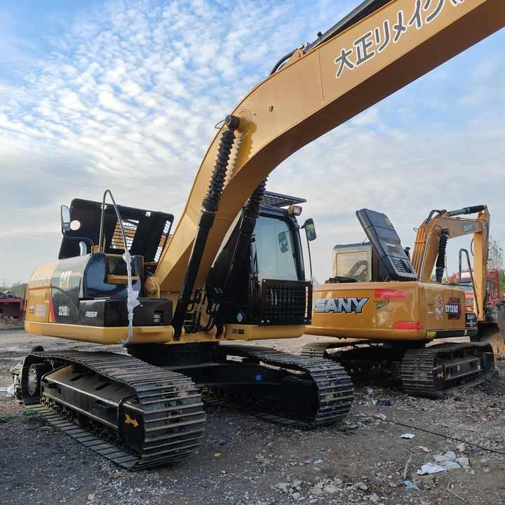 USED Construction Caterpillar Cat 330D Excavator Earthmoving Machinery Used CAT 320D 325D 330D Used Excavators - Crawler excavator: picture 2 USED Construction Caterpillar Cat 330D Excavator Earthmoving Machinery Used CAT 320D 325D 330D Used Excavators - Crawler excavator: picture 2