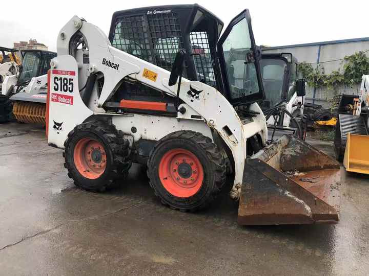 Used Bob Cat Bob Cat S185 Used Mini Skid Steer Wheel Loader Multifunctional Track Loaders Bobcat - Skid steer loader: picture 5 Used Bob Cat Bob Cat S185 Used Mini Skid Steer Wheel Loader Multifunctional Track Loaders Bobcat - Skid steer loader: picture 5