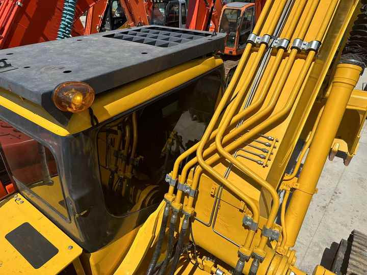 Used Japan Brand komatsu Pc350-7 with High Quality Used Engineering & Construction Machinery - Excavator: picture 5 Used Japan Brand komatsu Pc350-7 with High Quality Used Engineering & Construction Machinery - Excavator: picture 5