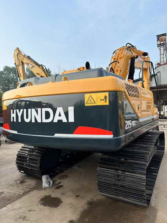 Used hyundai 215-9 Original Excavator Hot Sale - Excavator: picture 2 Used hyundai 215-9 Original Excavator Hot Sale - Excavator: picture 2