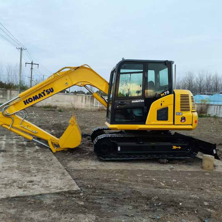 Used komatsu PC70-8 Model Excavator Second Hand Machine Popular Brand Korean komatsu Hydraulic Machinery - Excavator: picture 1 Used komatsu PC70-8 Model Excavator Second Hand Machine Popular Brand Korean komatsu Hydraulic Machinery - Excavator: picture 1