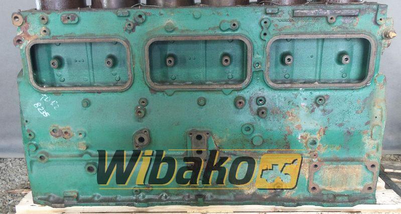 Block Engine / Motor Volvo TD122KME 161258154 - Cylinder block for Construction machinery: picture 1 Block Engine / Motor Volvo TD122KME 161258154 - Cylinder block for Construction machinery: picture 1