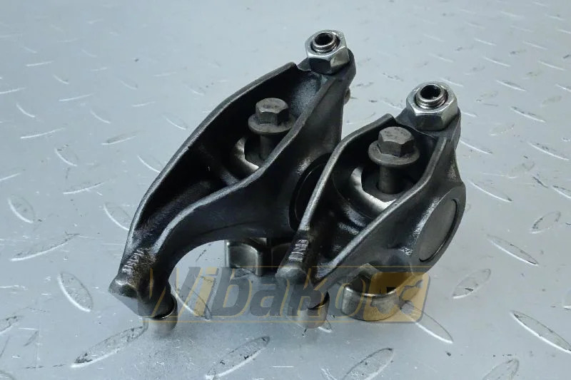 Cummins 4995602 - Cylinder head for Construction machinery: picture 1 Cummins 4995602 - Cylinder head for Construction machinery: picture 1