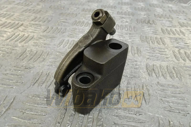 Deutz 04195924 - Cylinder head for Construction machinery: picture 1 Deutz 04195924 - Cylinder head for Construction machinery: picture 1