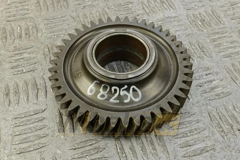 Deutz 04262950 - Camshaft for Construction machinery: picture 1 Deutz 04262950 - Camshaft for Construction machinery: picture 1