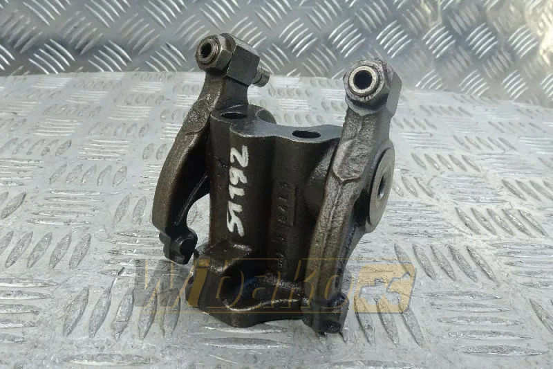 Deutz 04515734 - Cylinder head for Construction machinery: picture 1 Deutz 04515734 - Cylinder head for Construction machinery: picture 1