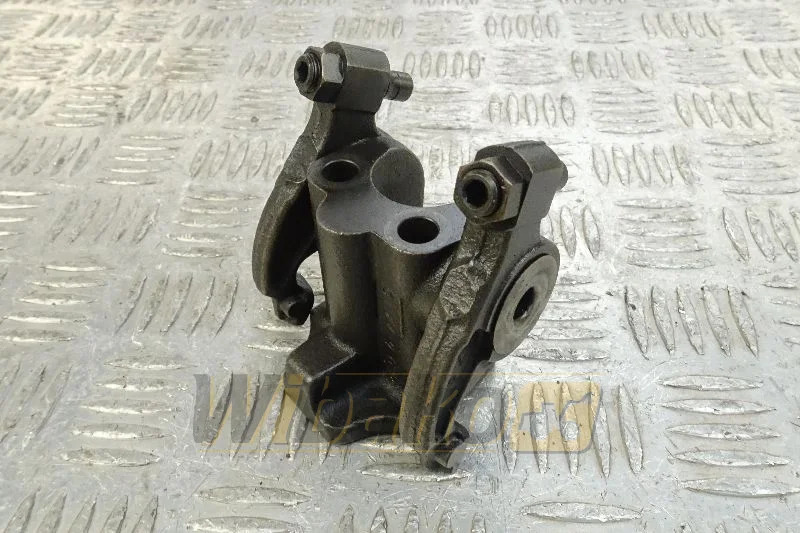 Deutz 04515734 - Cylinder head for Construction machinery: picture 1 Deutz 04515734 - Cylinder head for Construction machinery: picture 1