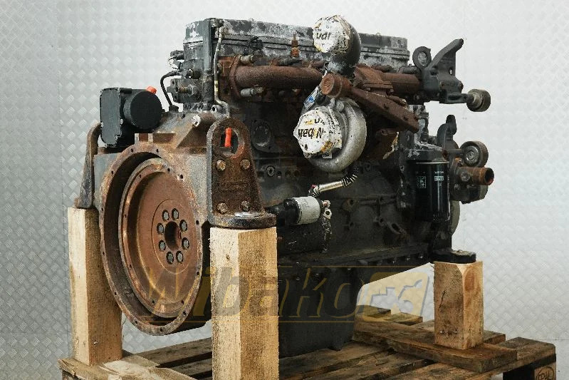 Iveco F4HE0684J*D100 - Engine for Construction machinery: picture 1 Iveco F4HE0684J*D100 - Engine for Construction machinery: picture 1