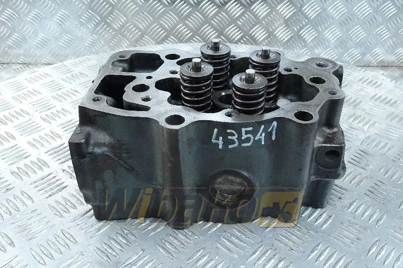 Liebherr 10120384 - Cylinder head for Construction machinery: picture 1 Liebherr 10120384 - Cylinder head for Construction machinery: picture 1