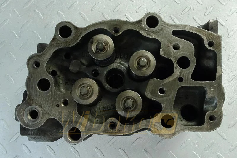 Liebherr 10120384 - Cylinder head for Construction machinery: picture 1 Liebherr 10120384 - Cylinder head for Construction machinery: picture 1