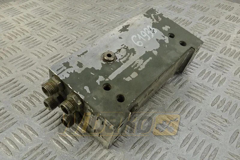 Liebherr 9885358 - Fuel filter for Construction machinery: picture 1 Liebherr 9885358 - Fuel filter for Construction machinery: picture 1