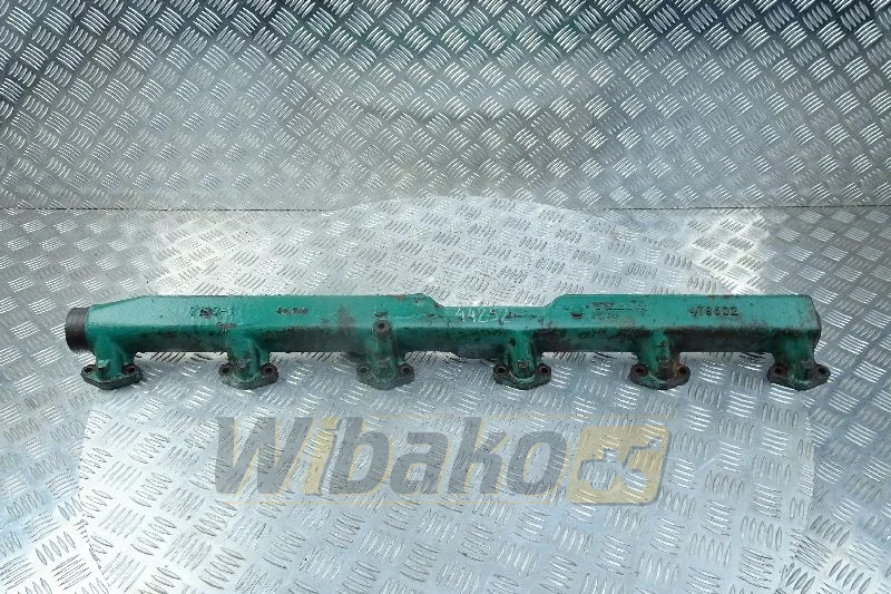 Volvo TD122 479602/479601 - Intake manifold for Construction machinery: picture 1 Volvo TD122 479602/479601 - Intake manifold for Construction machinery: picture 1