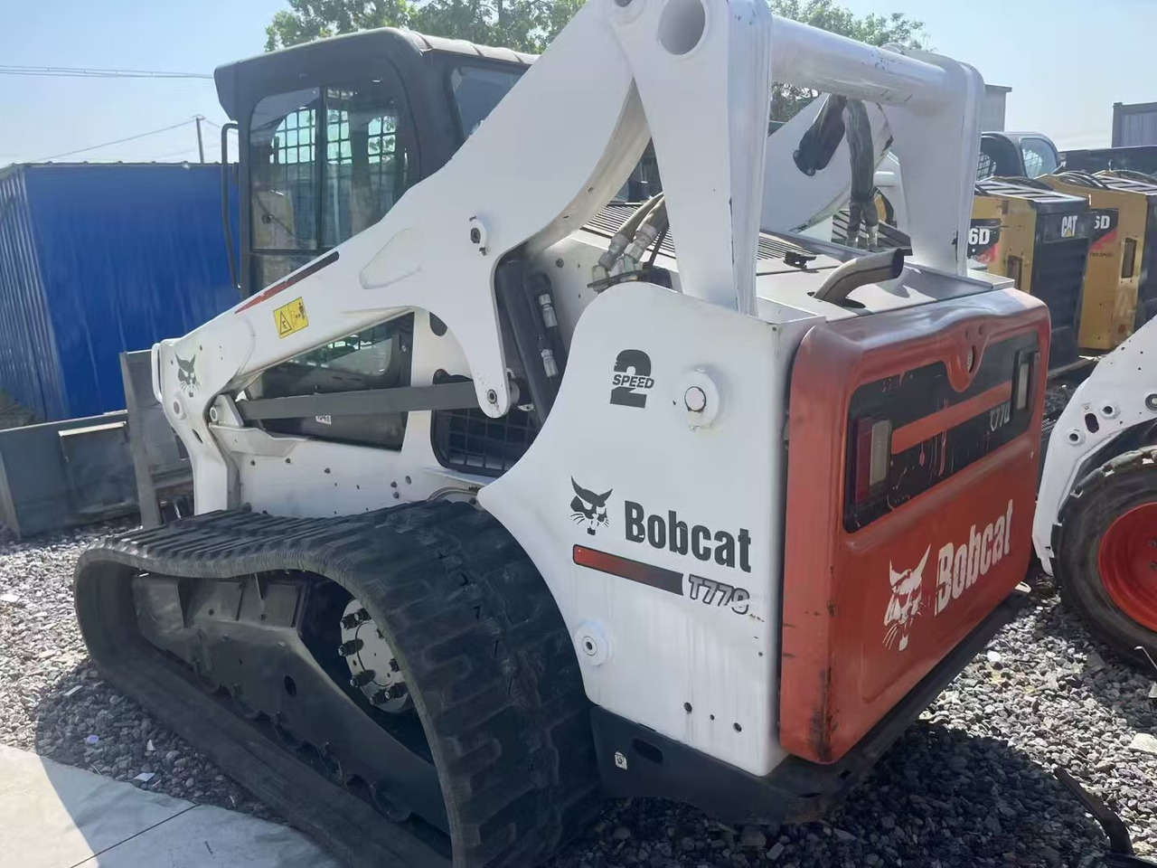 Compact track loader BOBCAT T770: picture 7 Compact track loader BOBCAT T770: picture 7
