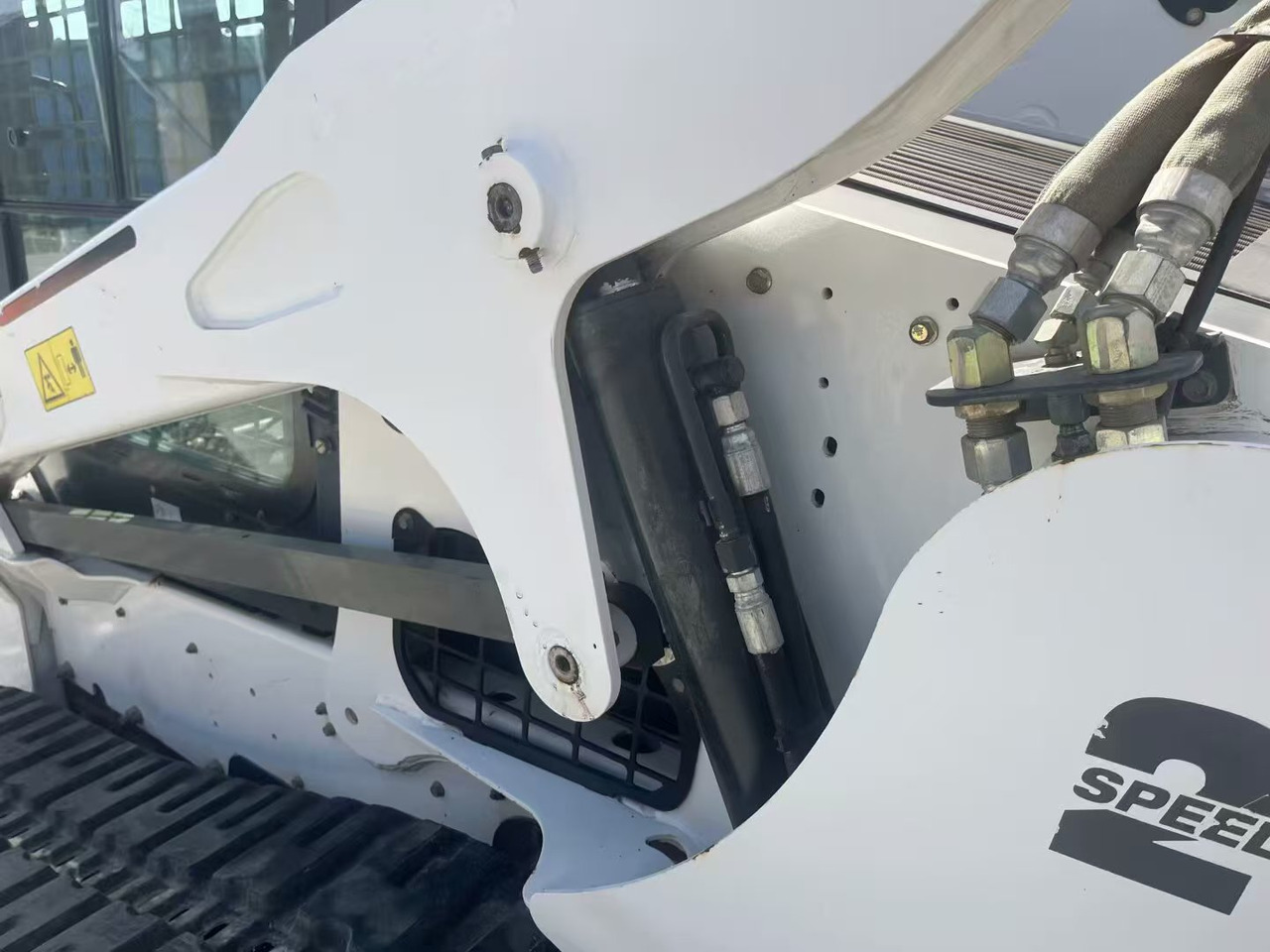 Compact track loader BOBCAT T770: picture 6 Compact track loader BOBCAT T770: picture 6