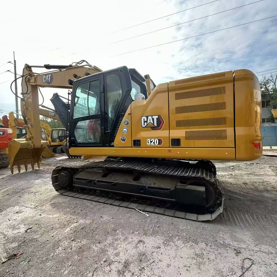 CATERPILLAR 330D2 - Crawler excavator: picture 3 CATERPILLAR 330D2 - Crawler excavator: picture 3