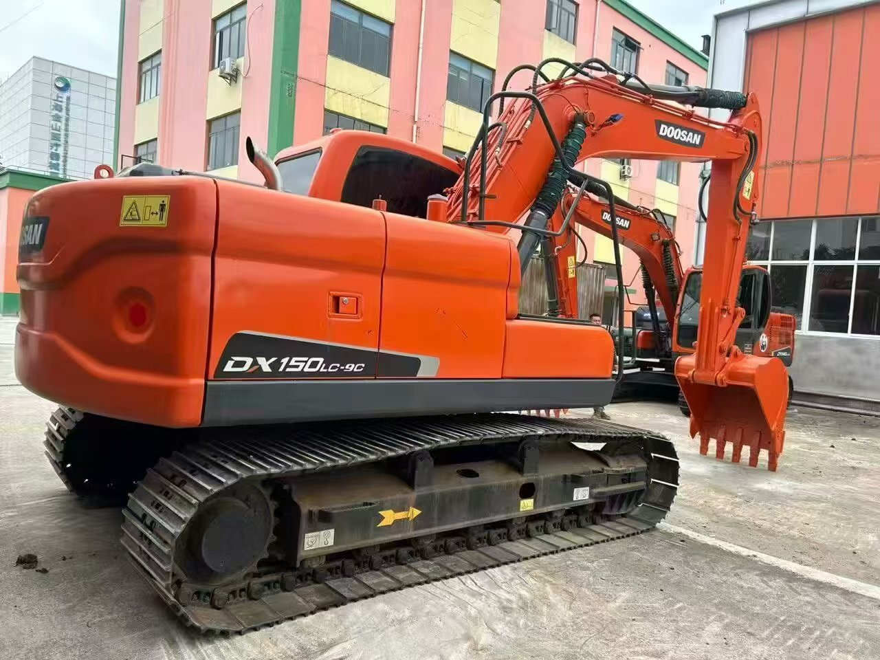 Doosan DX150 - Crawler excavator: picture 4 Doosan DX150 - Crawler excavator: picture 4
