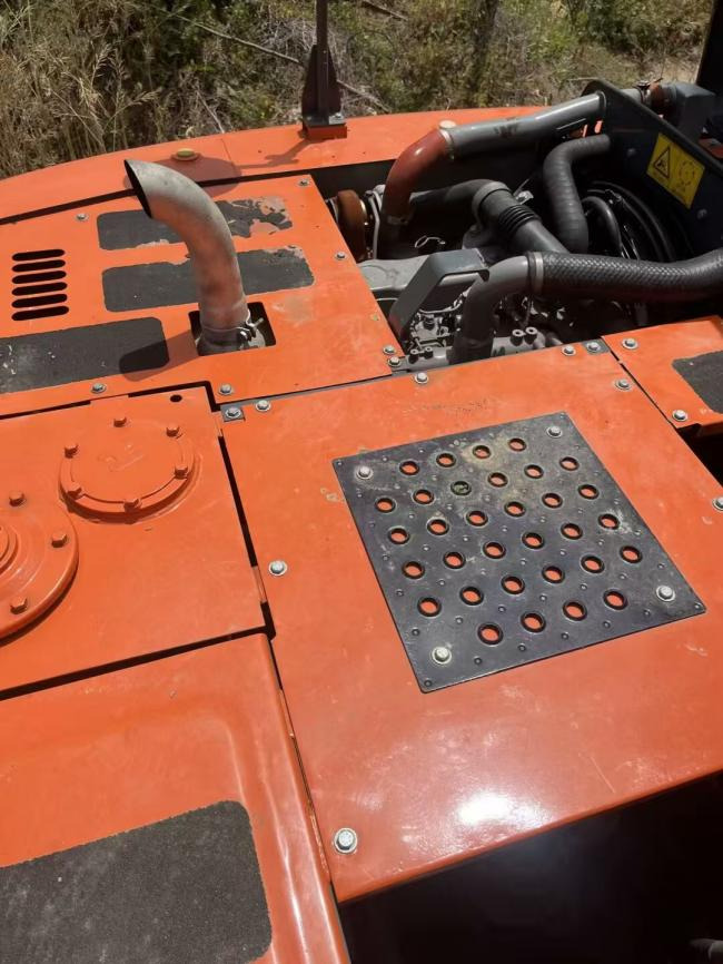 HITACHI ZX120 - Crawler excavator: picture 5 HITACHI ZX120 - Crawler excavator: picture 5