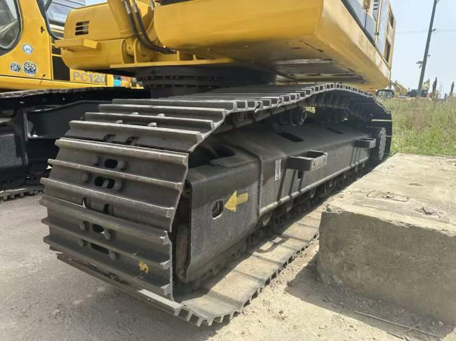 Crawler excavator KOMATSU 200-8: picture 6
