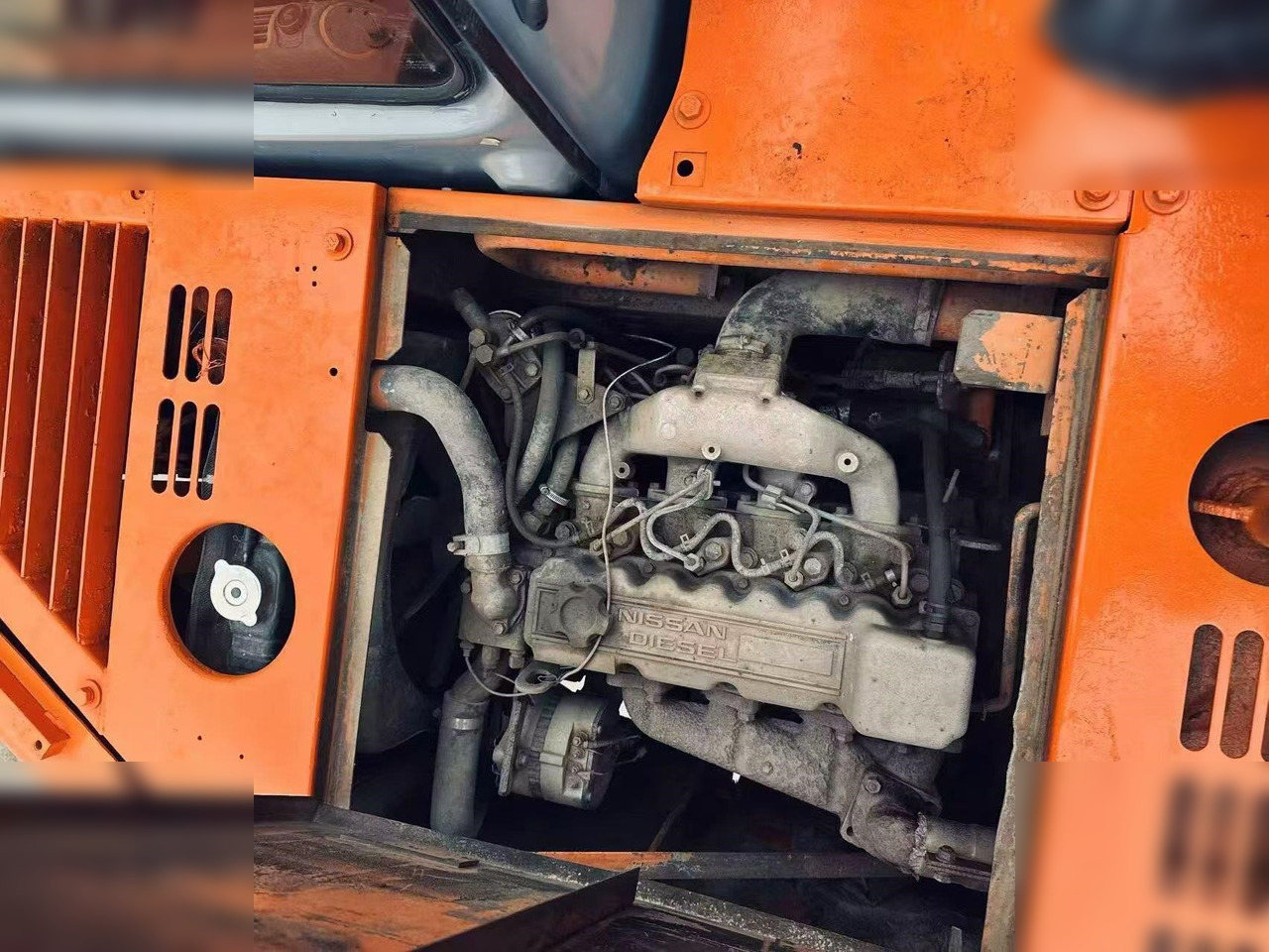 Crawler excavator KOMATSU PC60 LC-5: picture 8