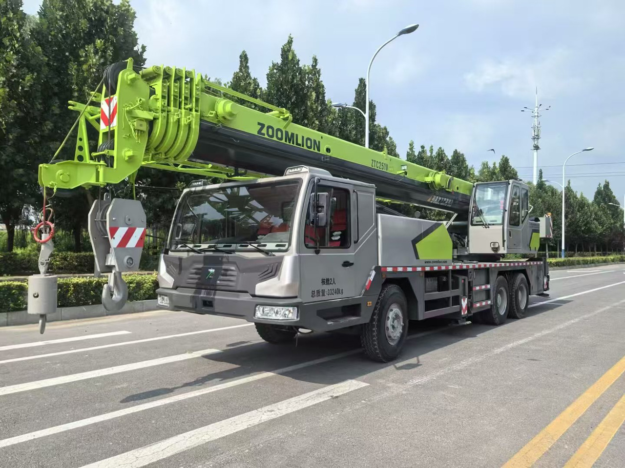 Mobile crane ZOOMLION 25-TON: picture 6