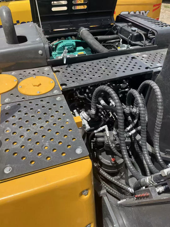 Crawler excavator volvo EC140: picture 14 Crawler excavator volvo EC140: picture 14