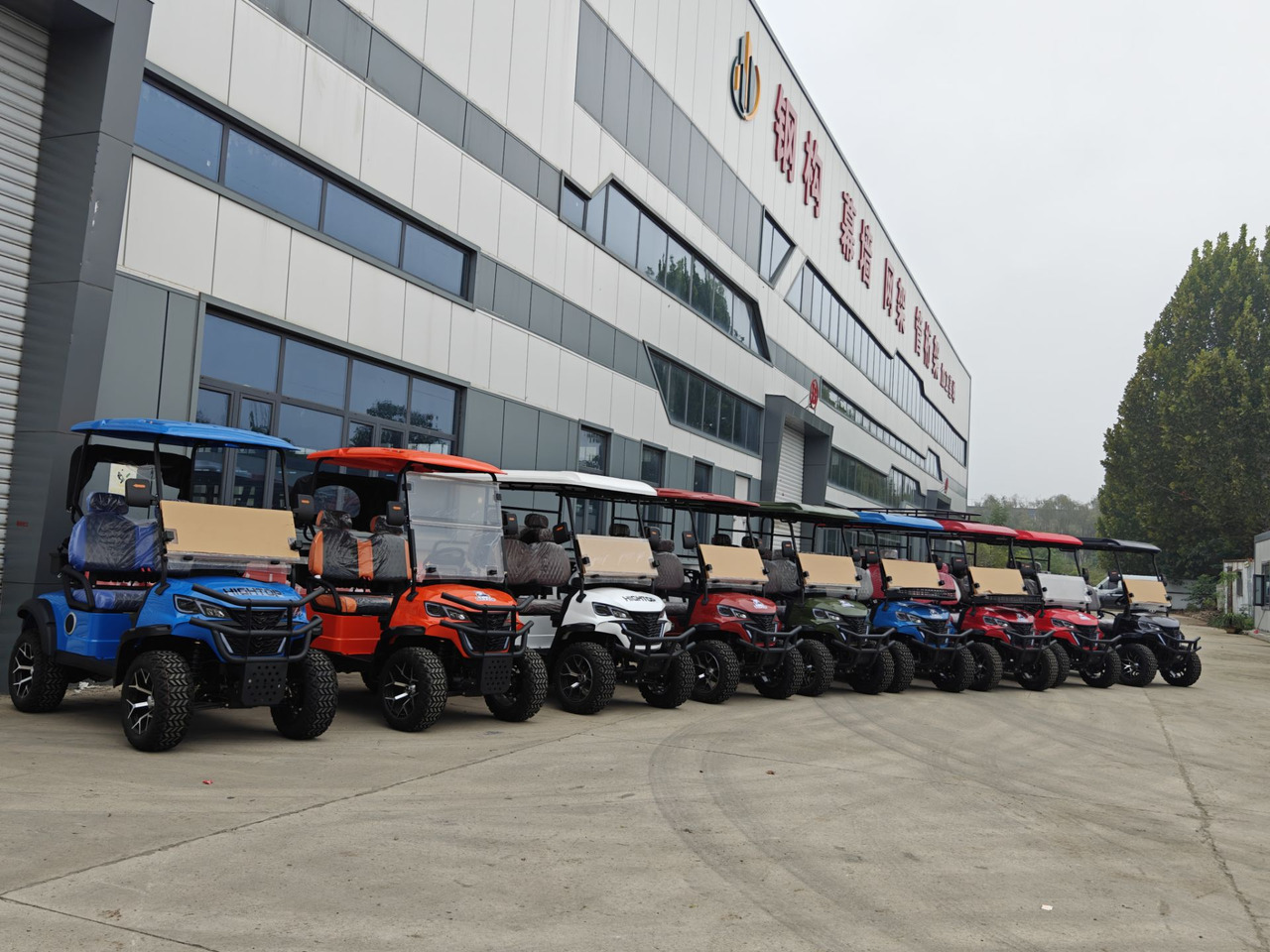 MAYTOP HIGHTOP MF Golf Cart with Electric or Petrol engine 2-8seats - City bus: picture 1 MAYTOP HIGHTOP MF Golf Cart with Electric or Petrol engine 2-8seats - City bus: picture 1