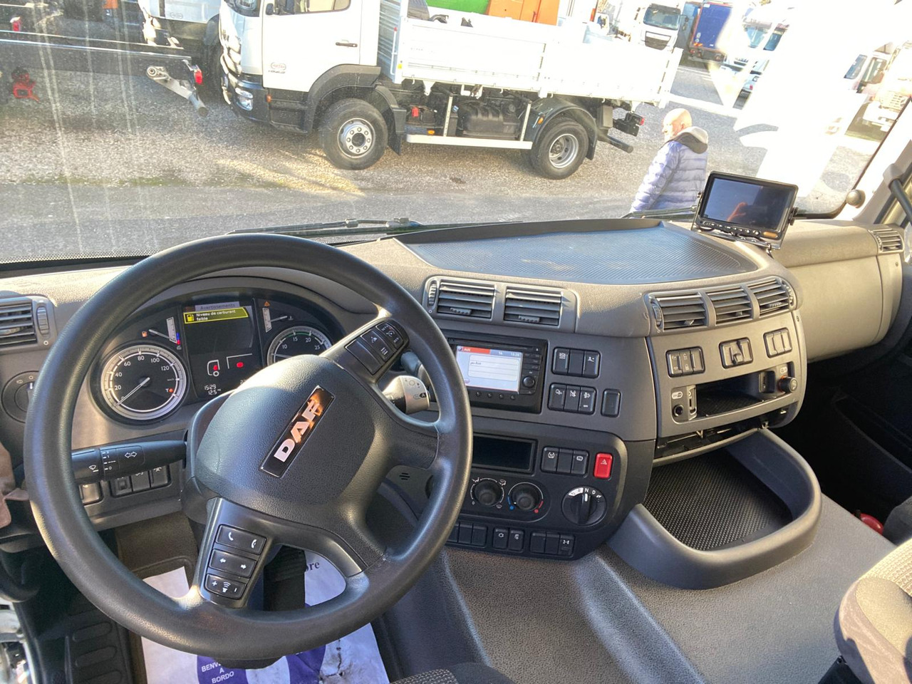 Box truck DAF 310 FA: picture 13