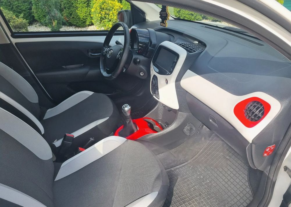 Car Toyota Aygo 1.0 VVT-i Sprint EU6: picture 9