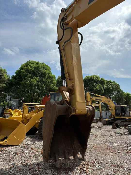 Used Caterpillar 349DL Excavator Superior Performance Strong Power Earth Moving Machinery Cat 50 Ton Excavator 349D for Sale - Crawler excavator: picture 4 Used Caterpillar 349DL Excavator Superior Performance Strong Power Earth Moving Machinery Cat 50 Ton Excavator 349D for Sale - Crawler excavator: picture 4