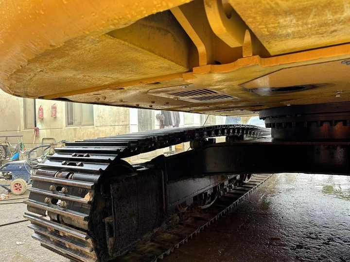 Used Digger CAT 323D2L Construction Machinery Construction Digger Used CAT 323D2L Cheap Excavator - Crawler excavator: picture 4 Used Digger CAT 323D2L Construction Machinery Construction Digger Used CAT 323D2L Cheap Excavator - Crawler excavator: picture 4